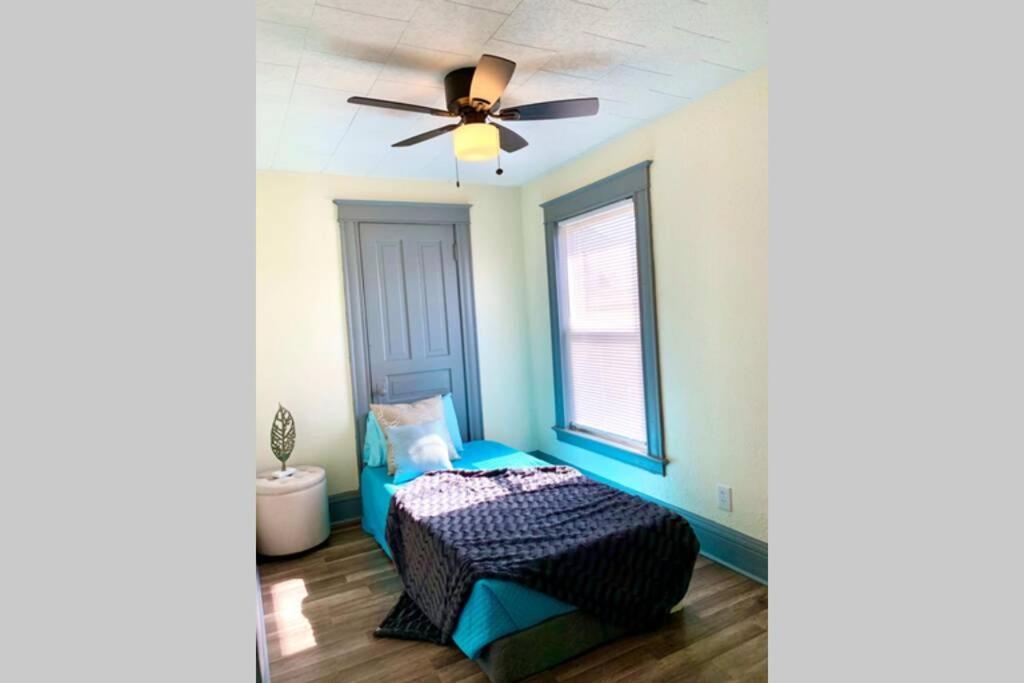5Br Niagara Getaway Prime Location-Sleeps 10 Villa Niagara Falls Ngoại thất bức ảnh