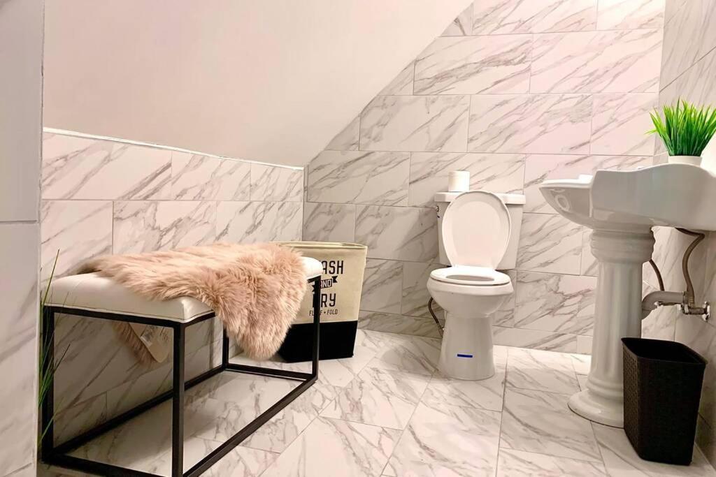 5Br Niagara Getaway Prime Location-Sleeps 10 Villa Niagara Falls Ngoại thất bức ảnh